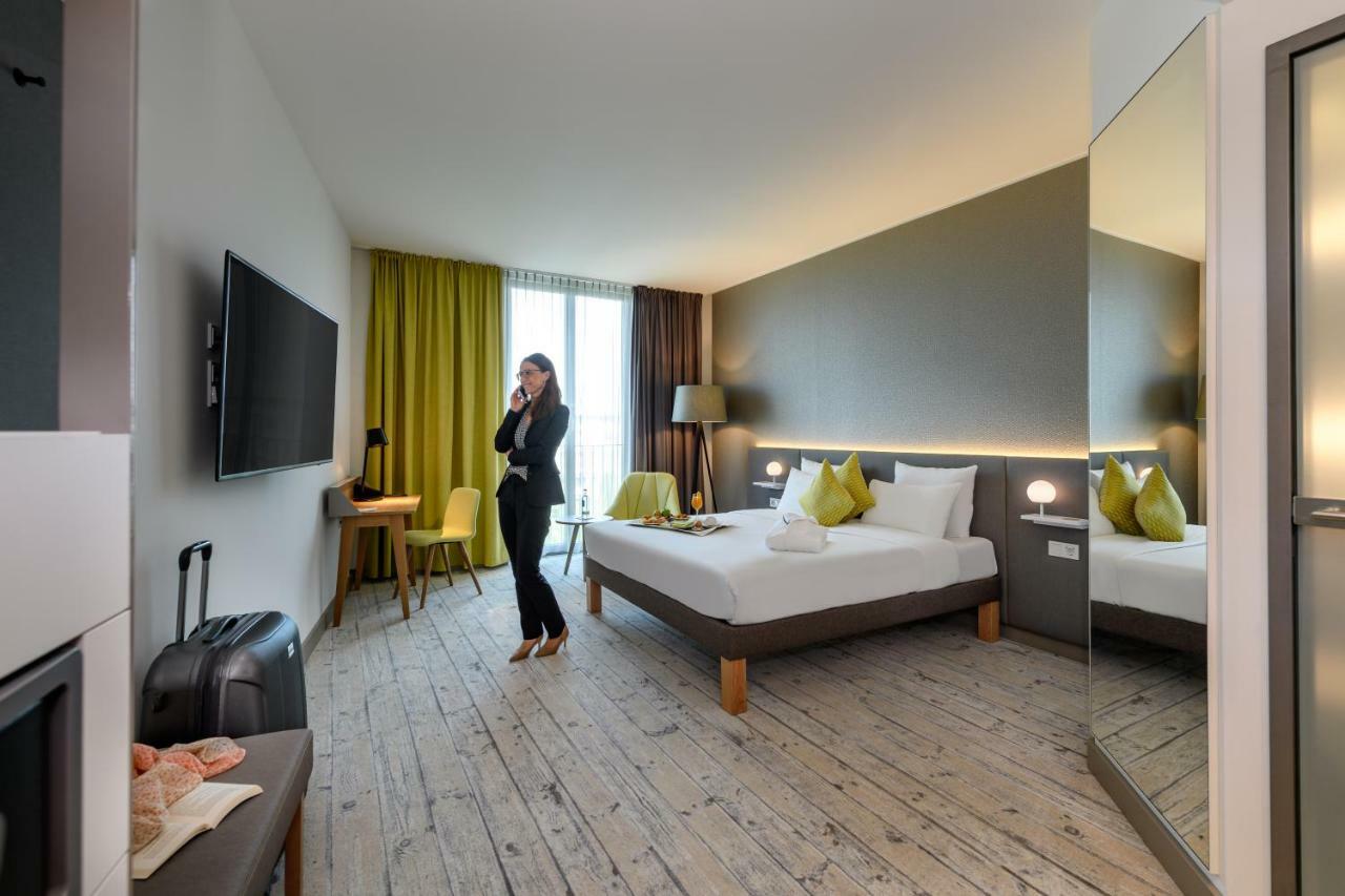 Superior Double Room,1729979657:JPEG