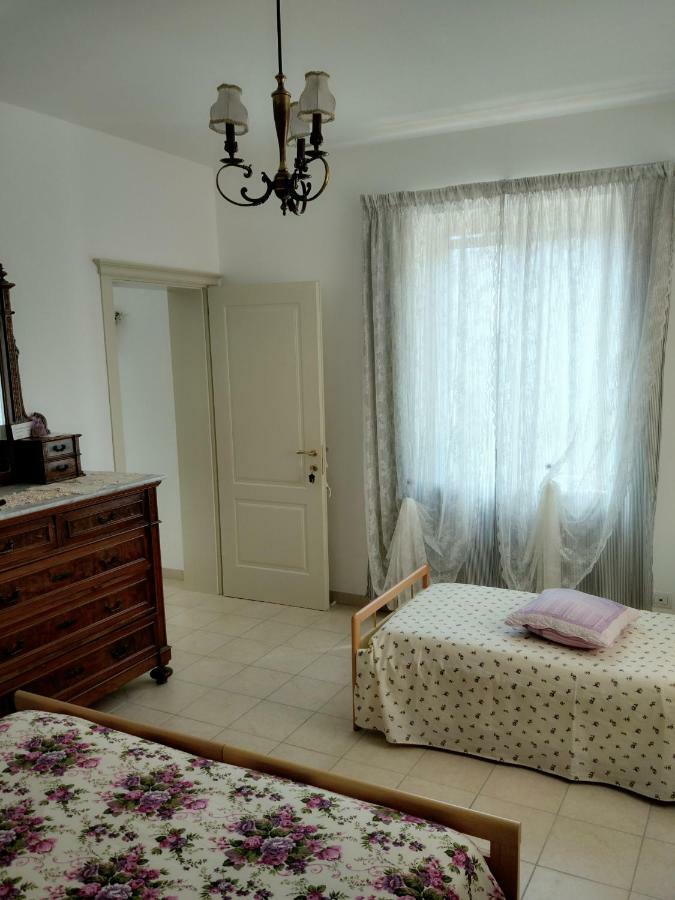 Triple Room Private External Bathroom