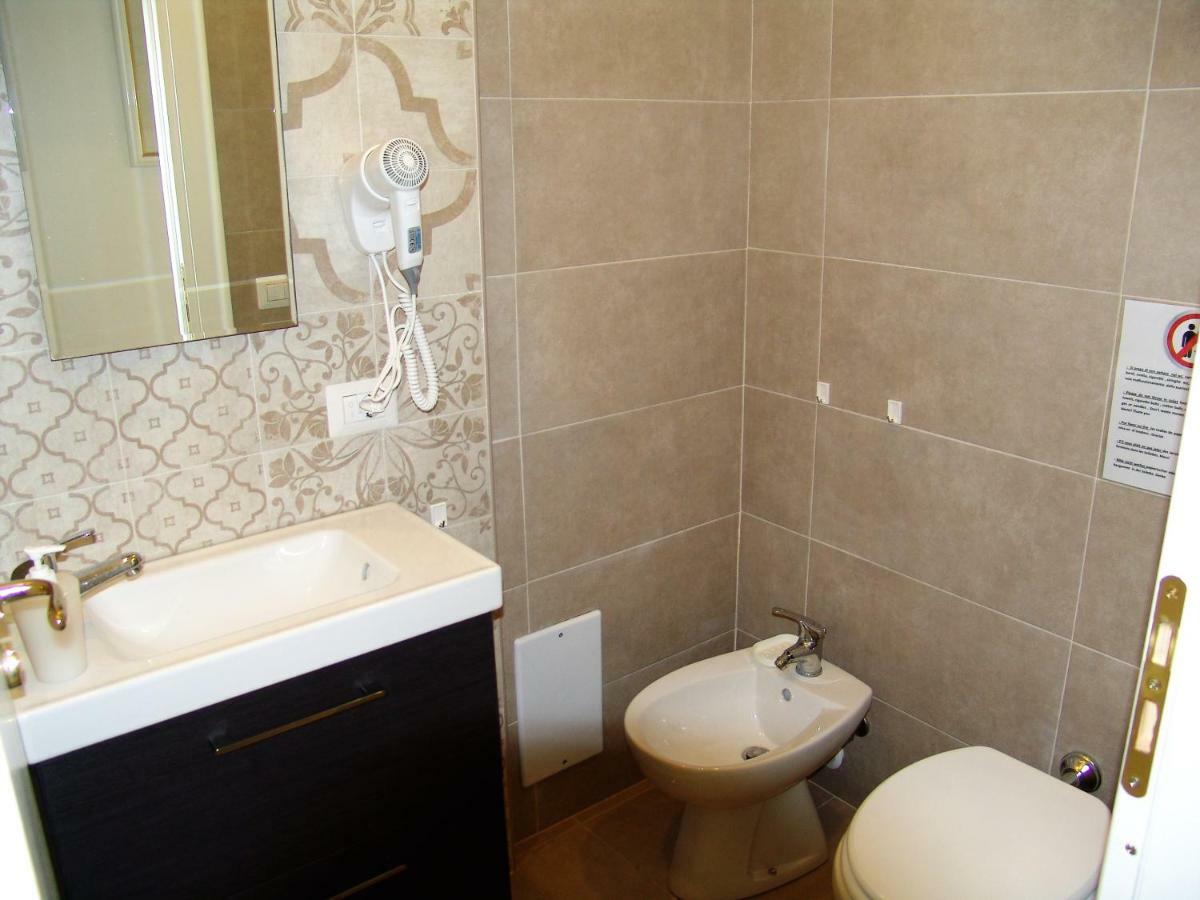 Quadruple Room Private Bathroom