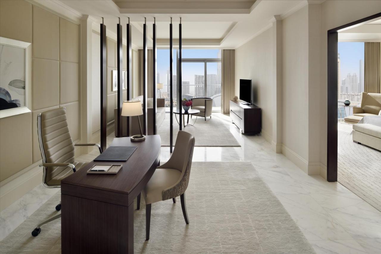 Suíte Premier com Vista do Burj Khalifa e da Fonte - Acesso ao Lounge que Serve Almoço, Chá da Tarde e Jantar