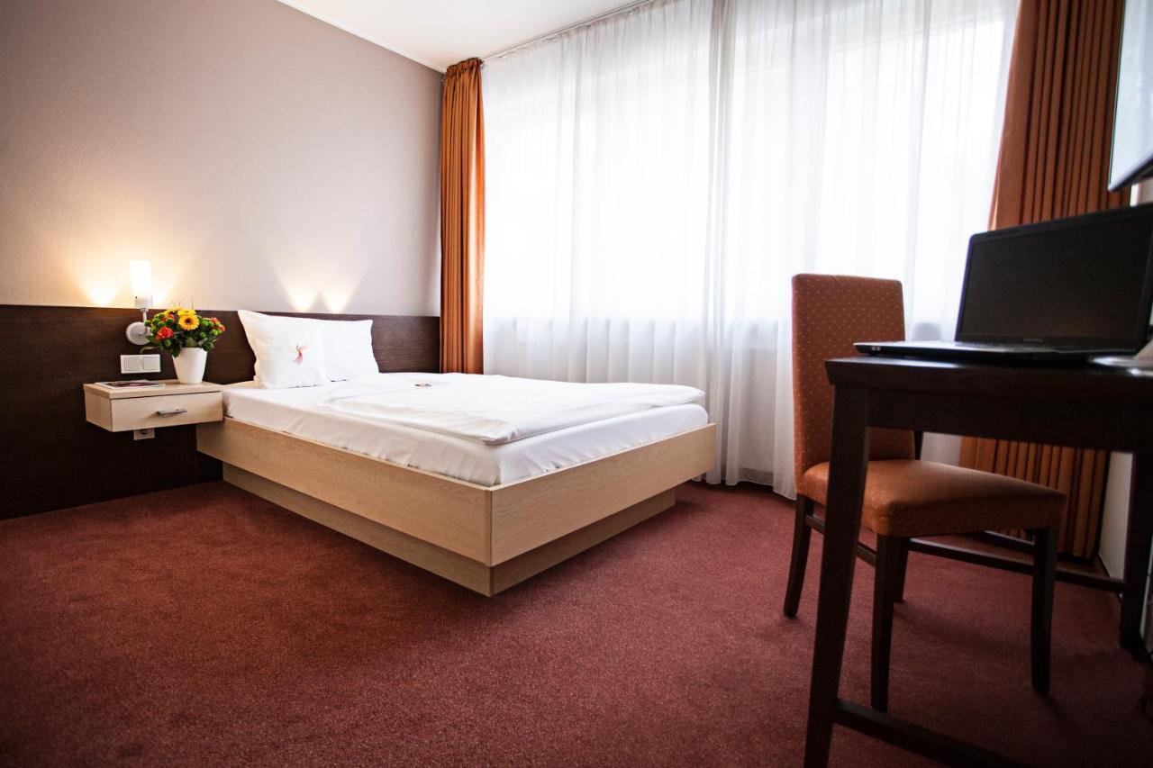 Single Room,963222208:JPEG