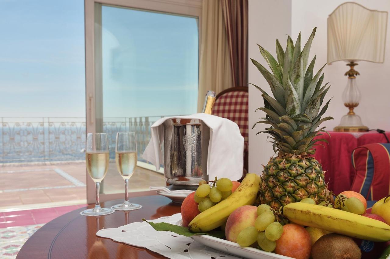Suite Superior con terraza y vistas al mar