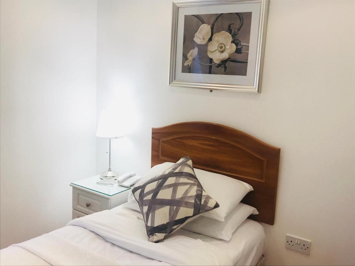 Small Single Room