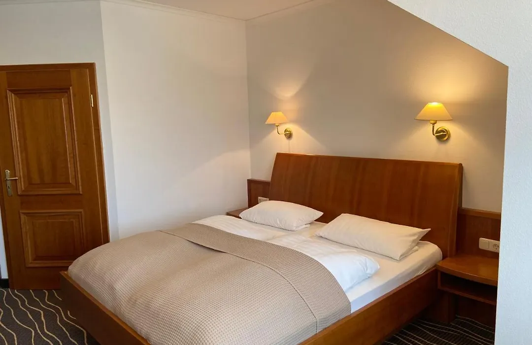 Hotel Zur Schönen Aussicht-1