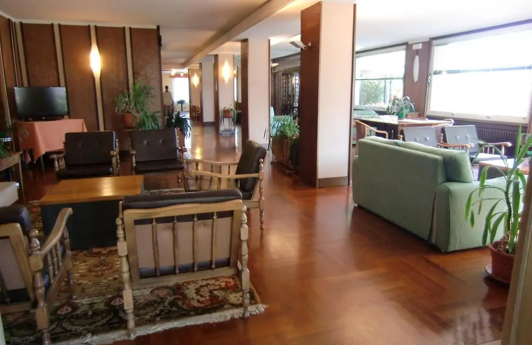 Hotel Premeno-1