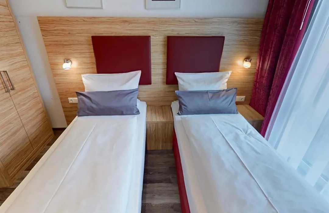 Smartmotel Emden - By Quartier96 Gmbh-1