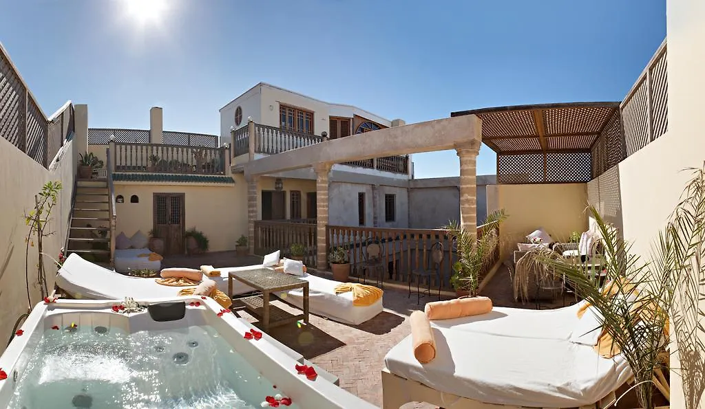 Riad Chbanate-1