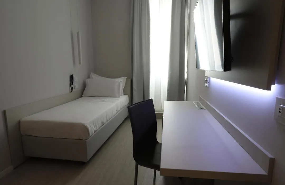Cadorna Luxury Hotel-1