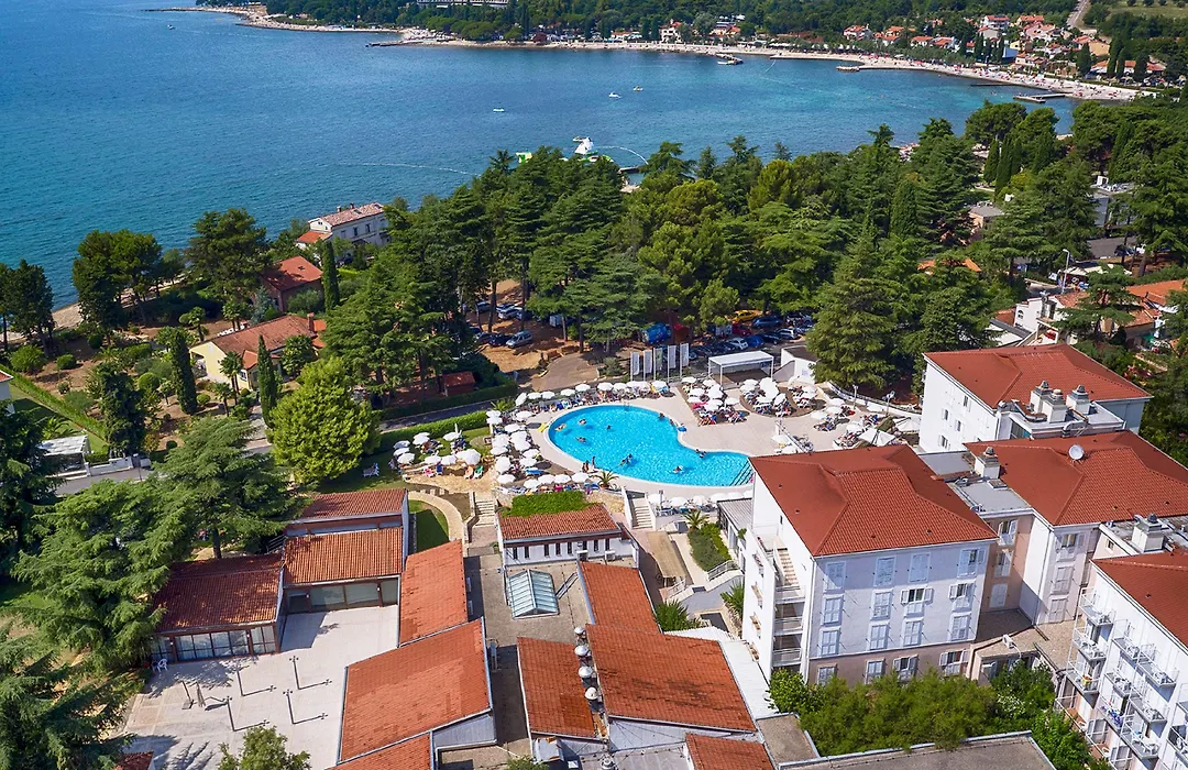 Valamar Pinia Hotel-1