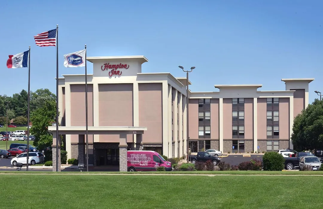 Hampton Inn Des Moines-Airport-1