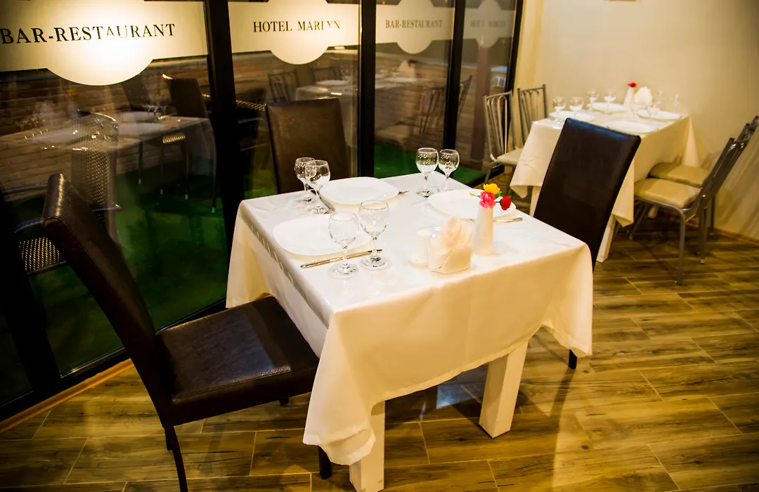 Hotel Marlyn-1