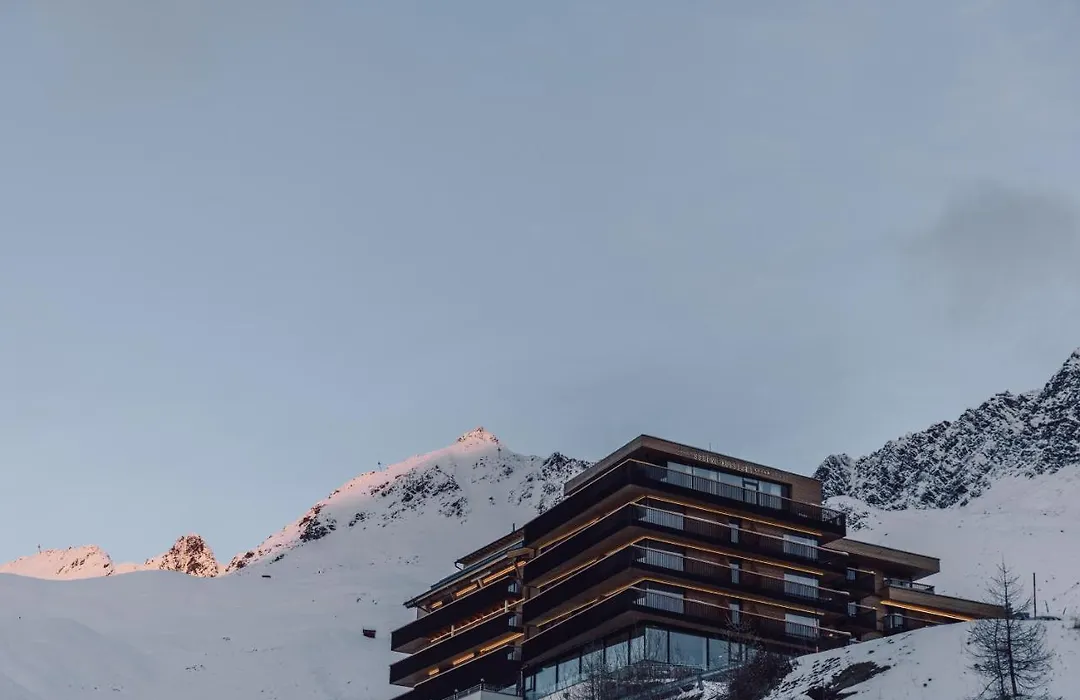 Hotel Schöne Aussicht-1