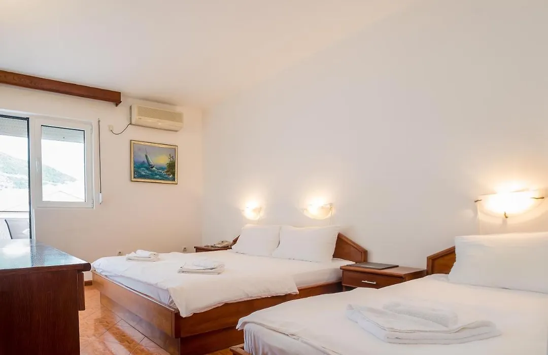 Garni Hotel MB-1