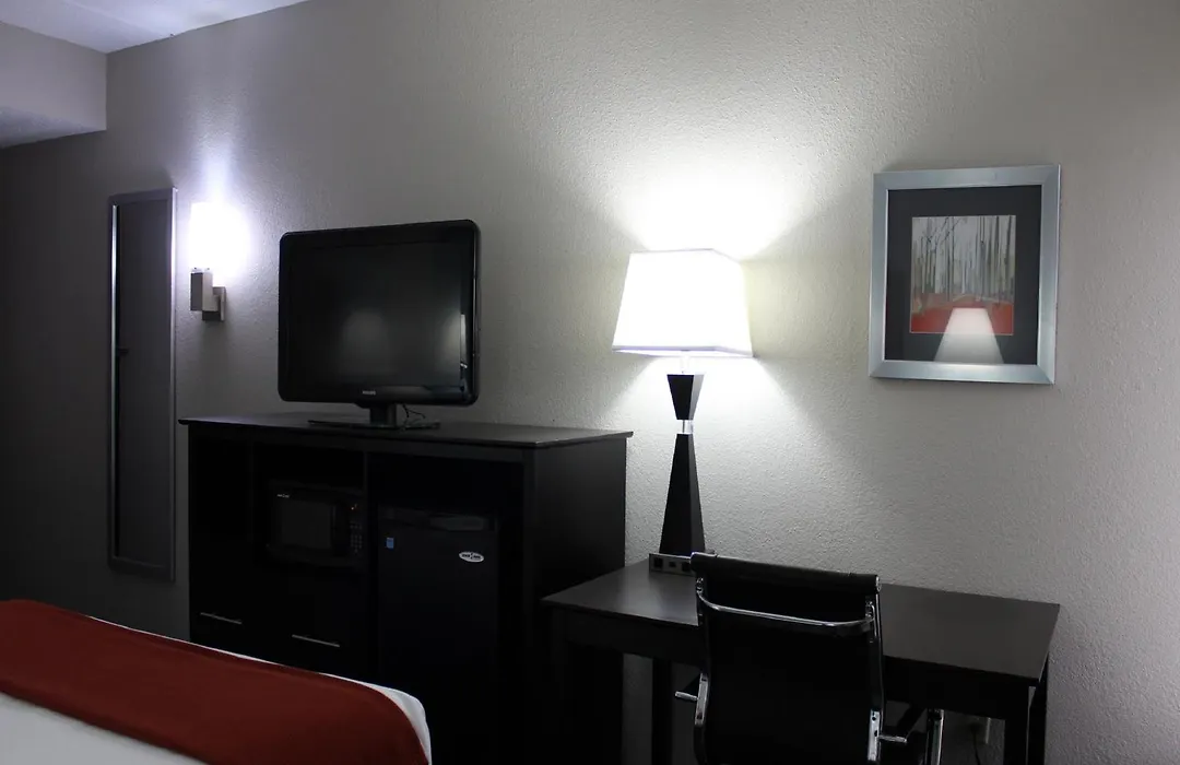 Holiday Inn Express Forsyth By Ihg-1