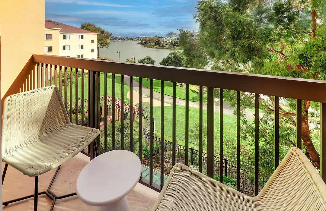 Sonesta Select San Francisco Airport Oyster Point Waterfront-1