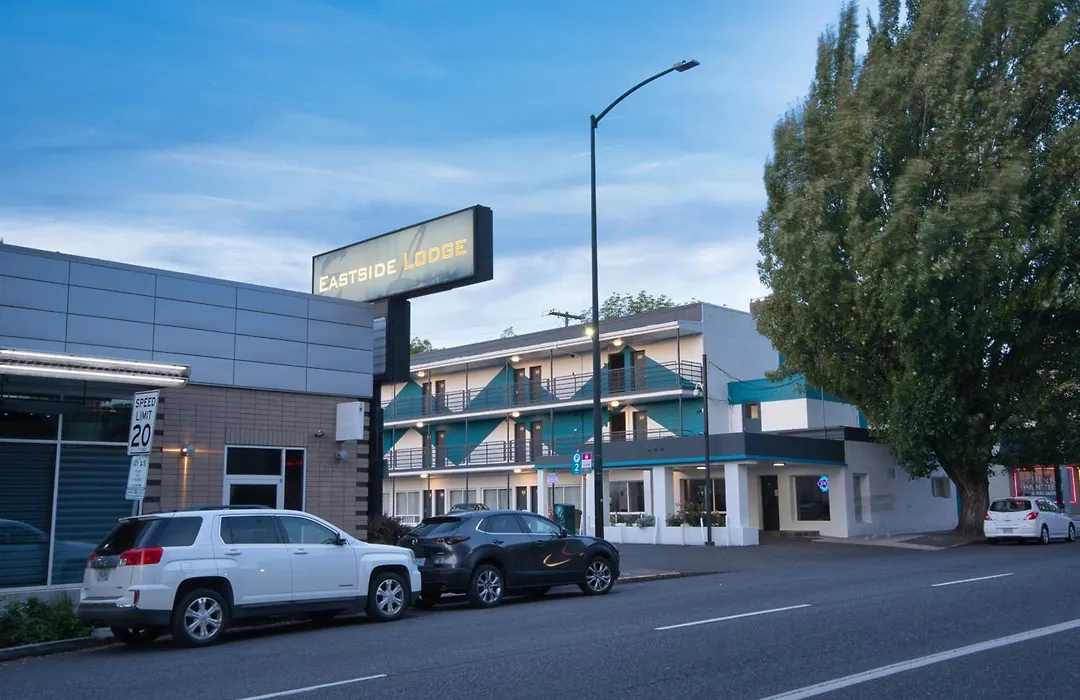 Eastside Lodge-1
