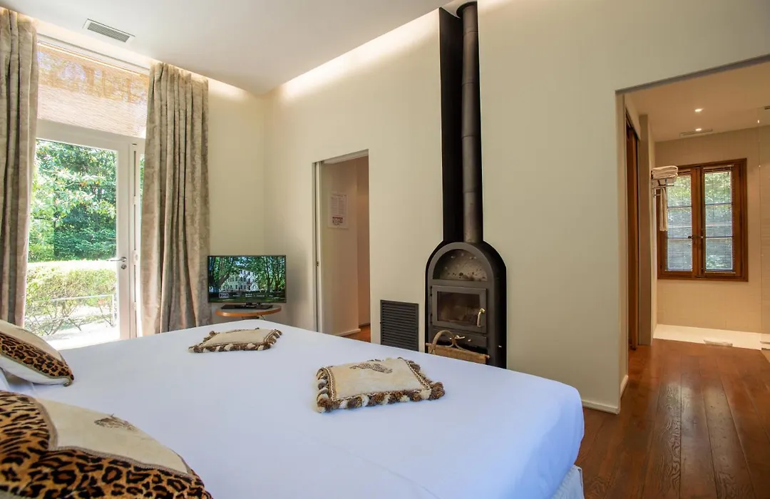 Hotel Chateau Des Alpilles-1