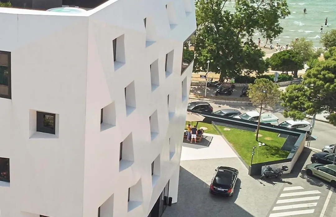 Briig Boutique Hotel-1
