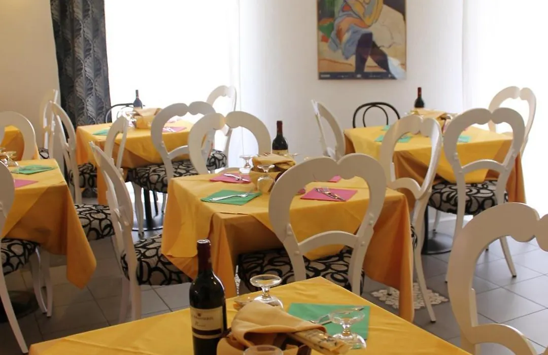 Hotel Centrale-1