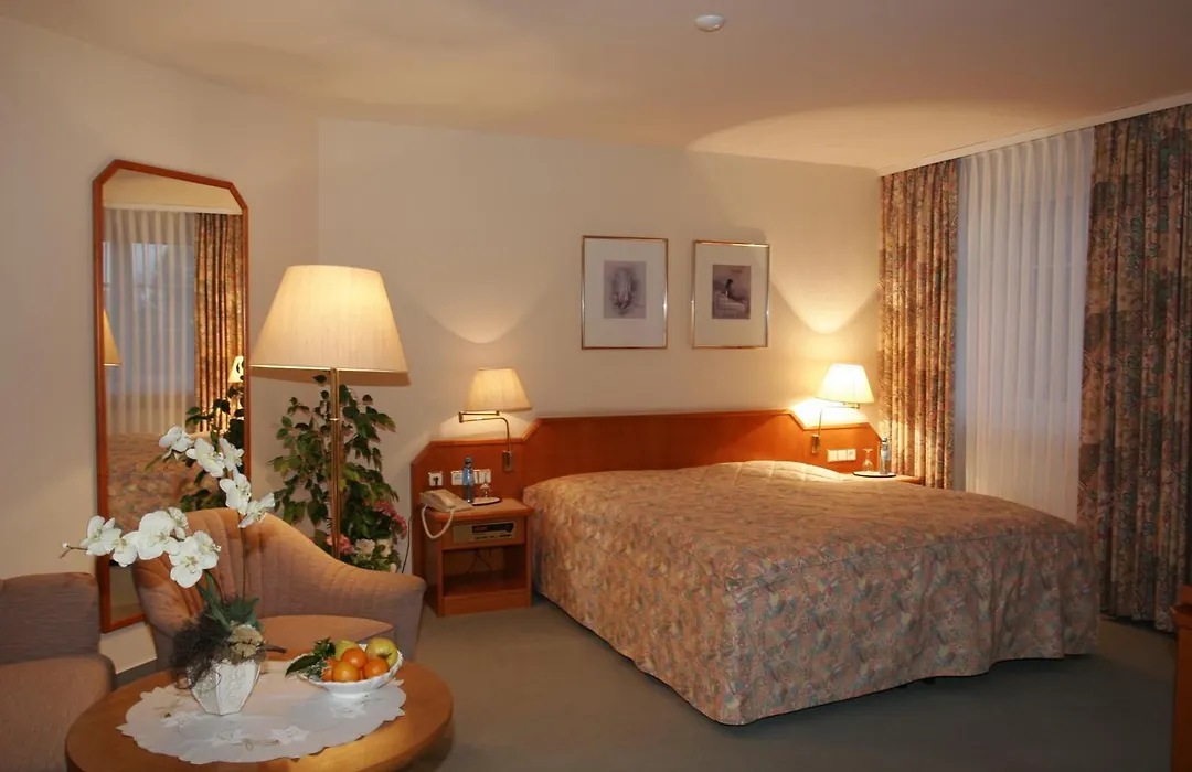 Hotel Heuberg-1