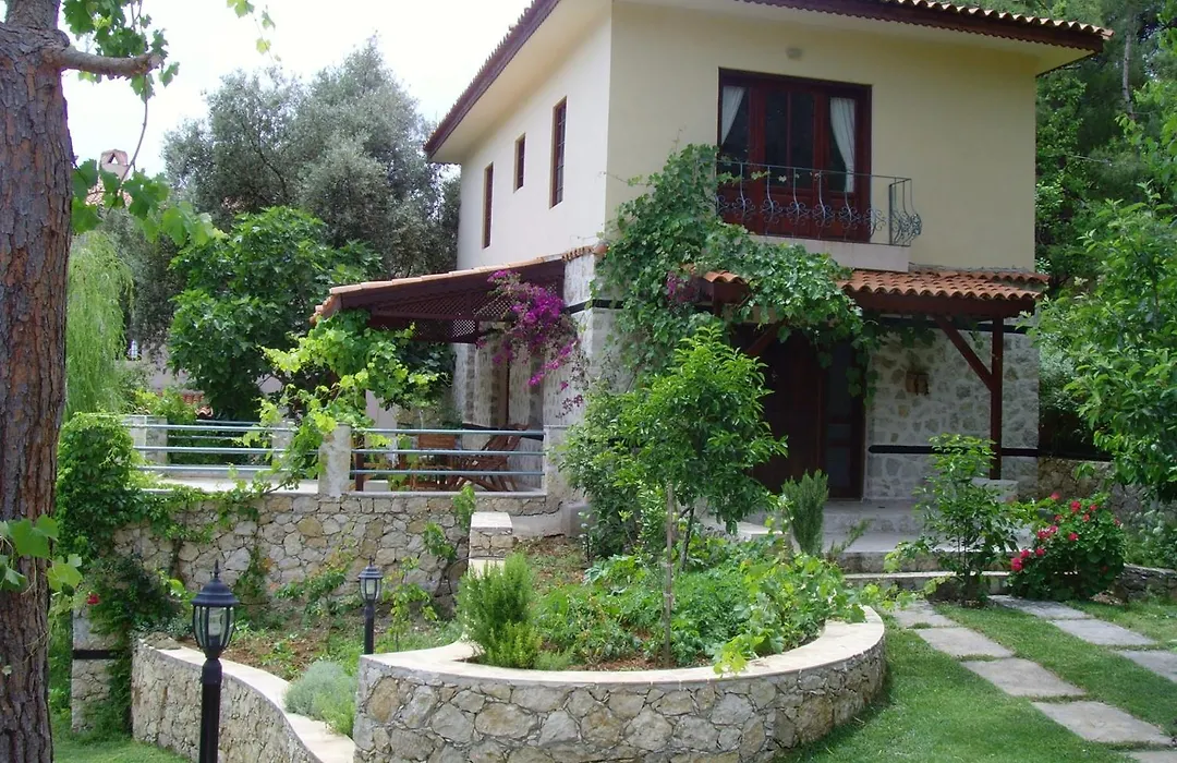 Kleo Cottages-1
