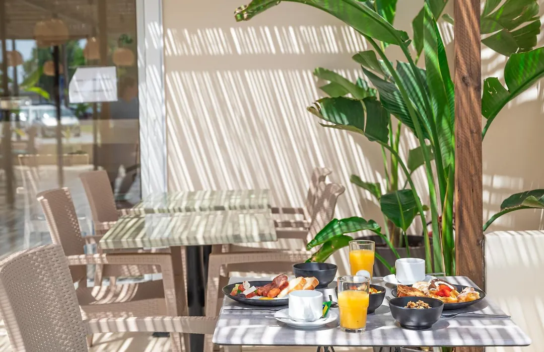 Atma Beach Rooms & Suites-1