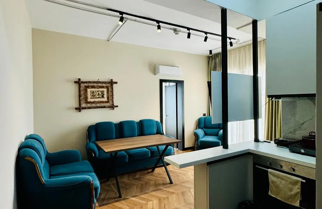 Gogo'S Boutique Hotel-1