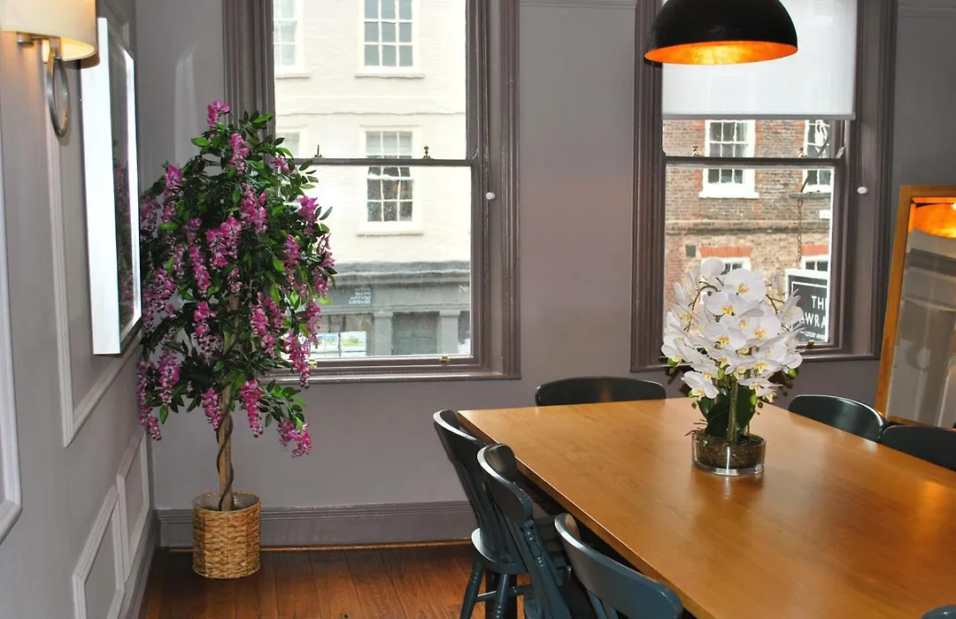 The Lawrance Luxury Aparthotel - York-1
