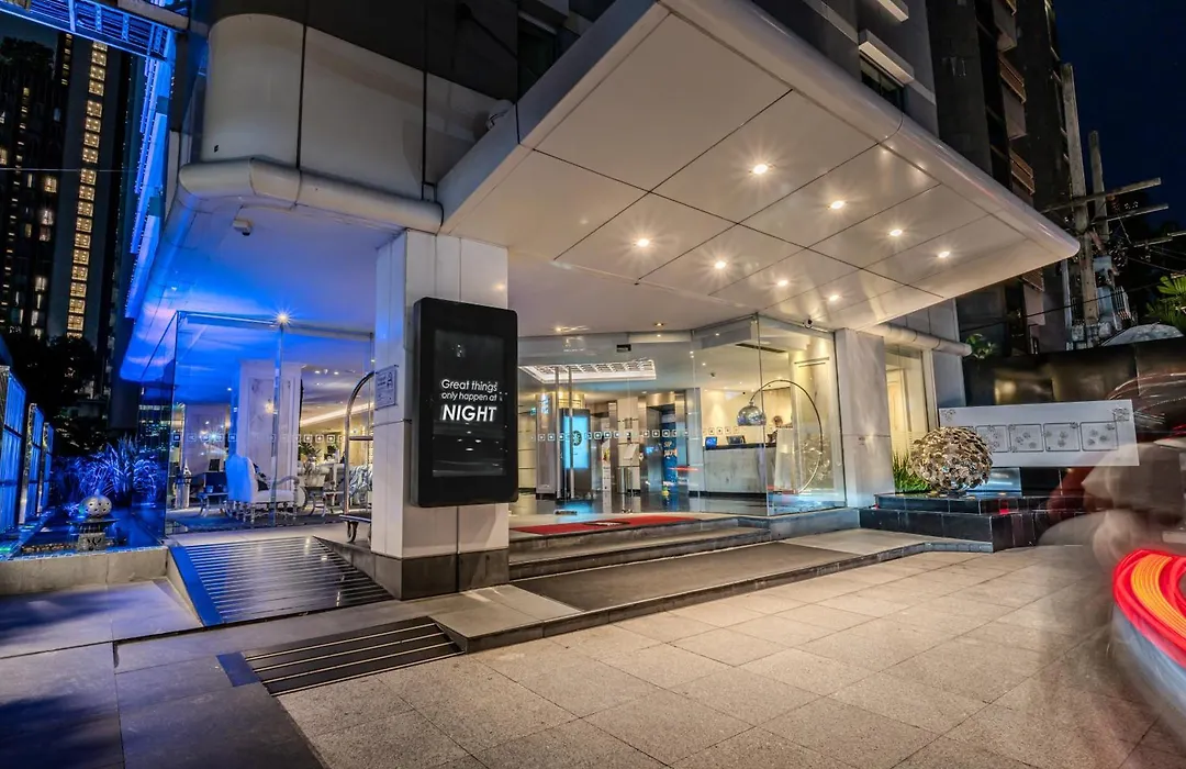 Night Hotel Bangkok - Asoke Sukhumvit 15-1