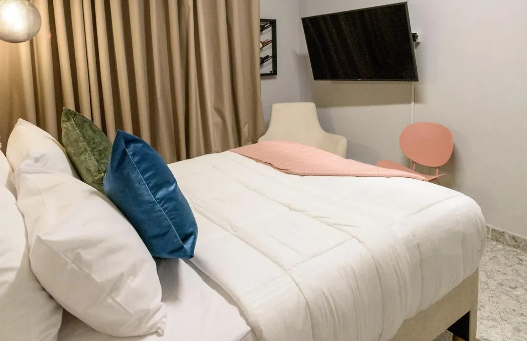 Hotel Hola Medellin-1