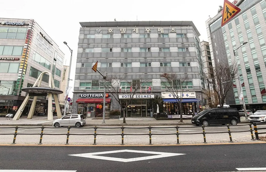 Incheon Airport Hotel Zeumes-1