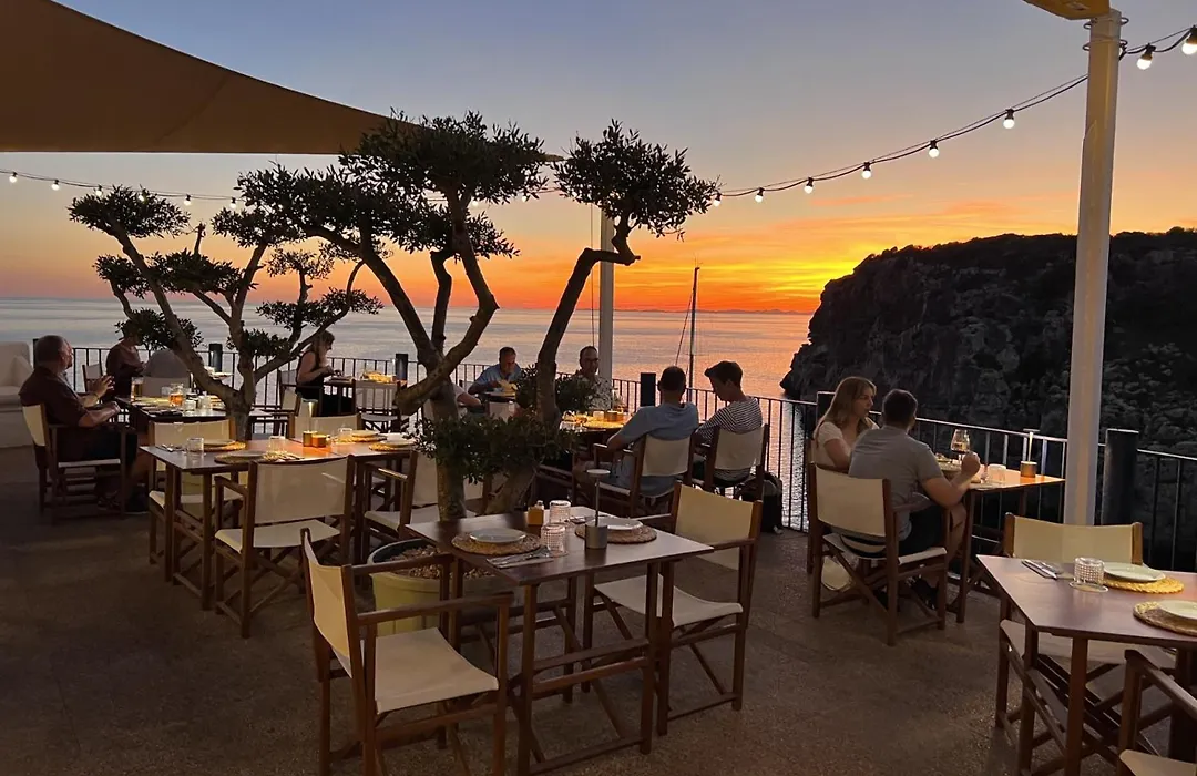 Club Menorca - Solo Adultos-1