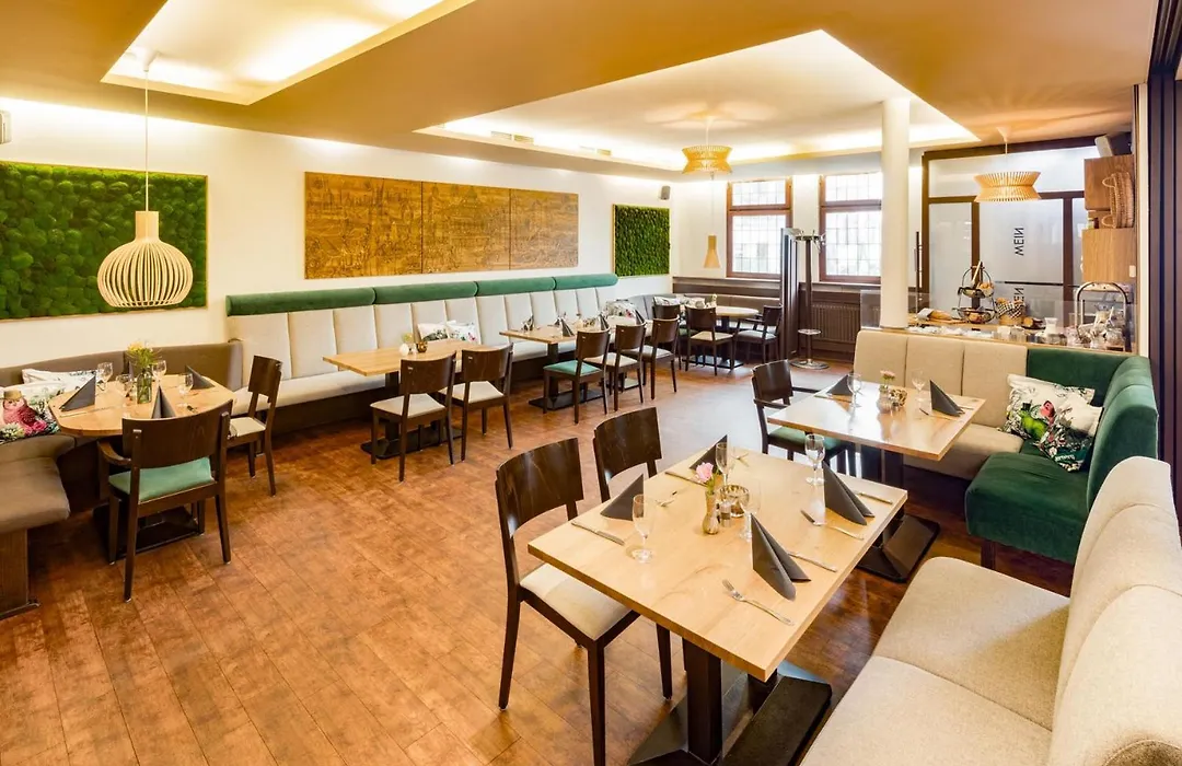 Hotel Restaurant Goldener Engel-1