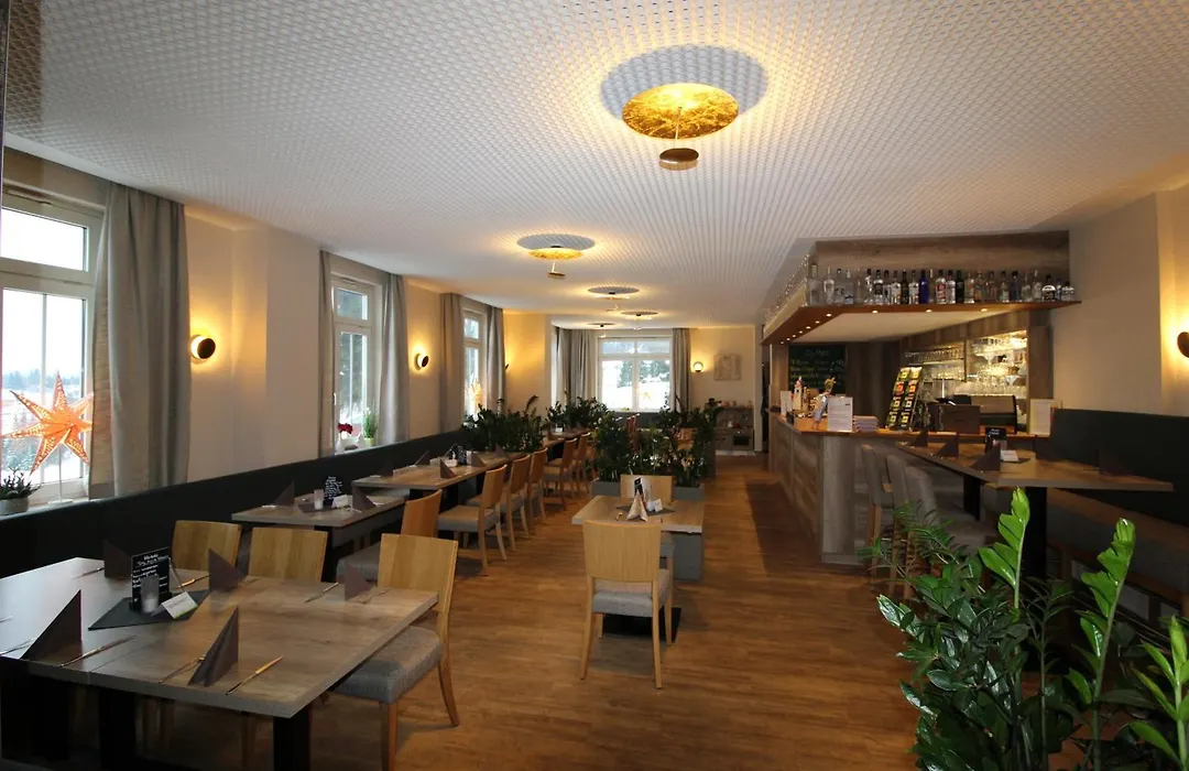 Hotel Schöne Aussicht-1