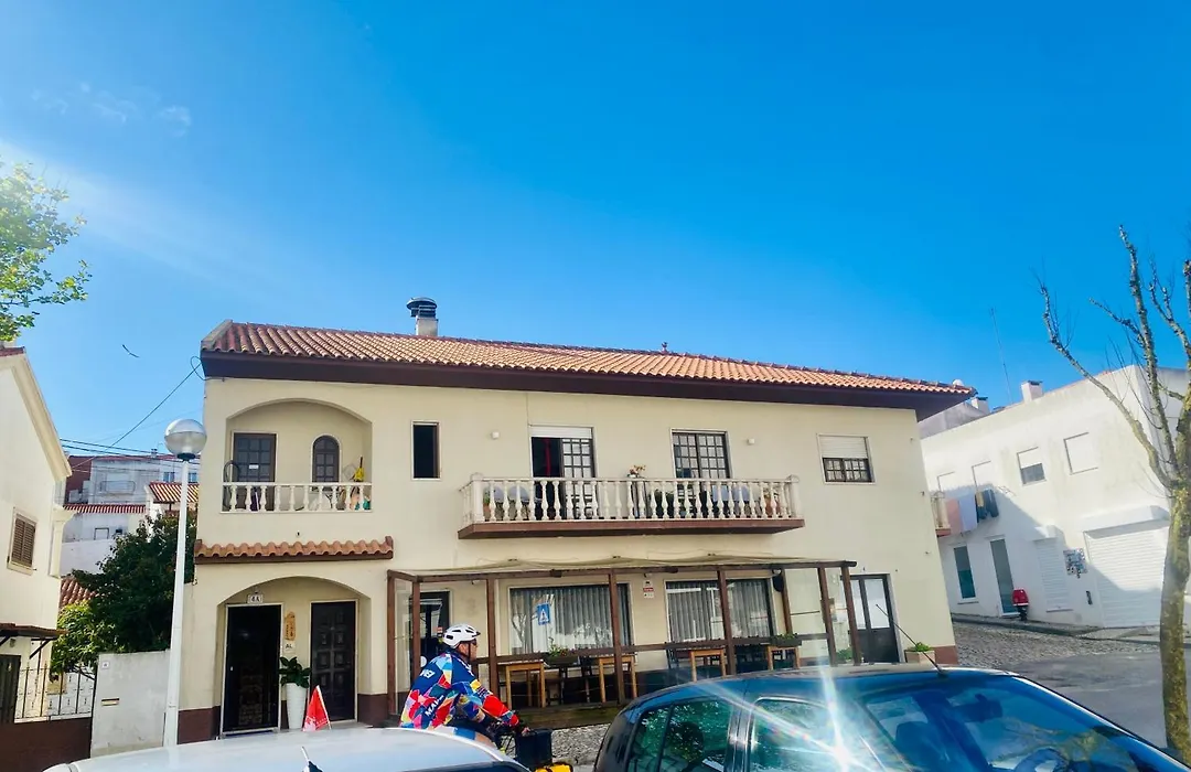 Spray B&B Sitio in Nazare, European style-1