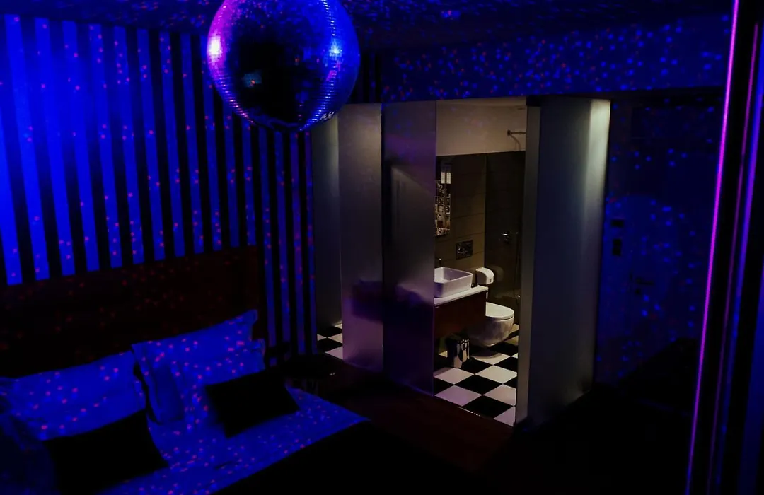 Motel Sideway-1