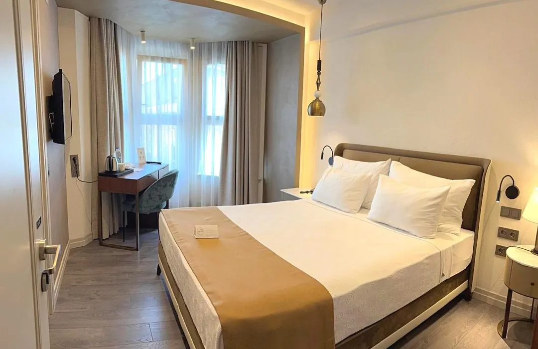 Smart And Simple Hotel Karakoy-1