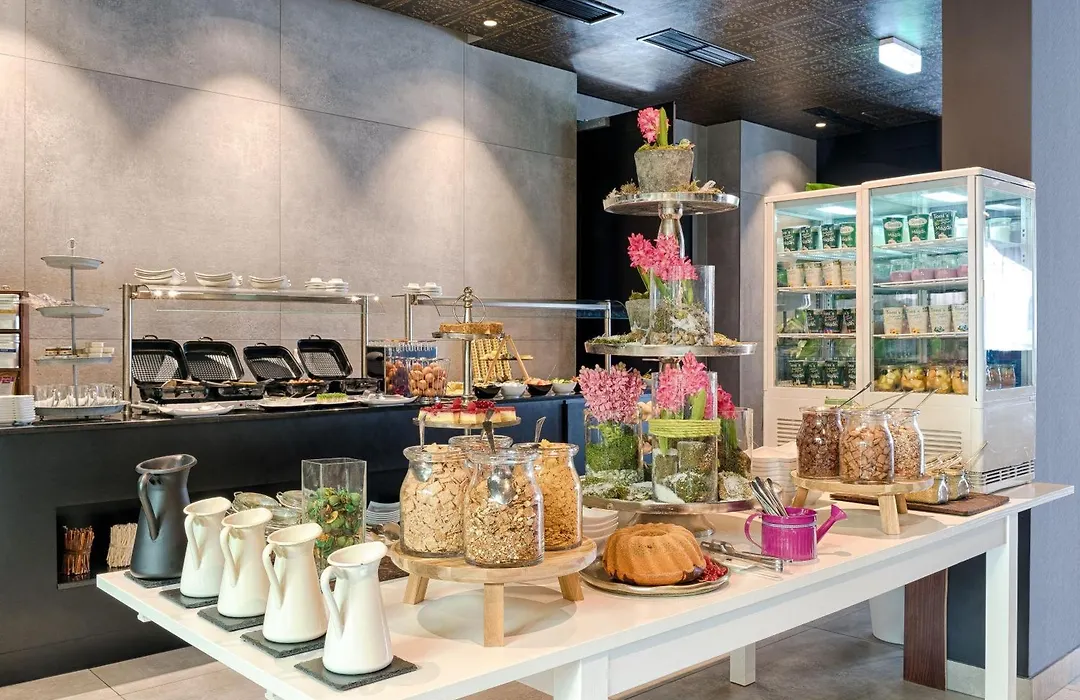 Mercure Hotel Raphael Wien-1