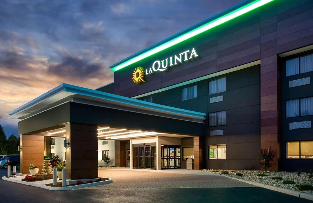 La Quinta Inn By Wyndham Roanoke Salem-1