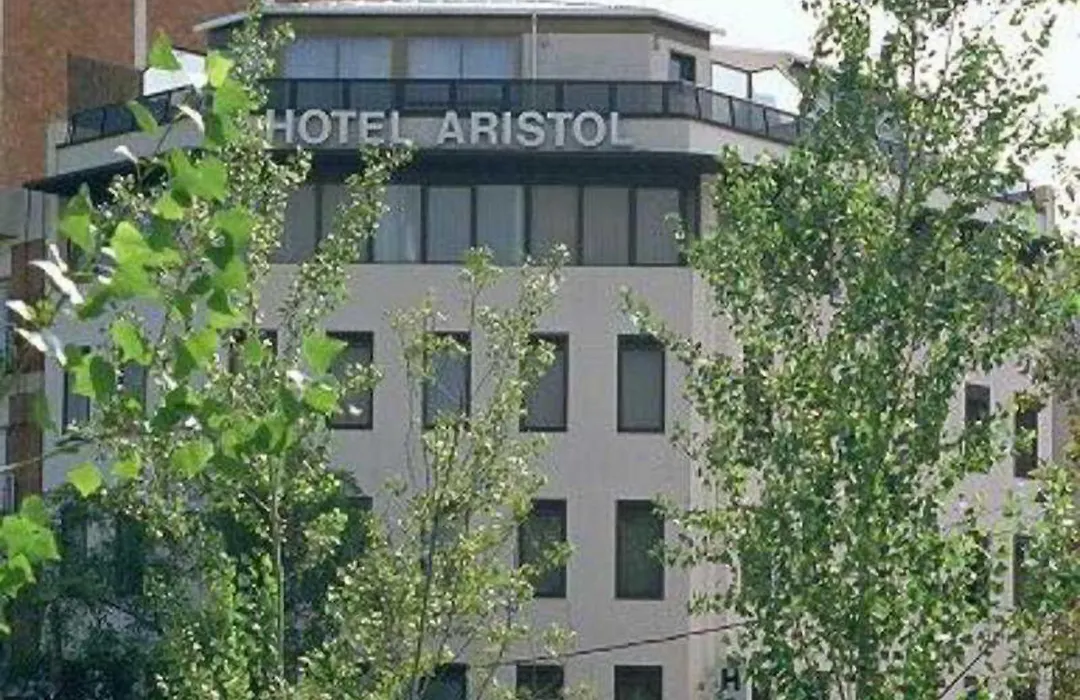 Hotel Aristol - Sagrada Familia-1