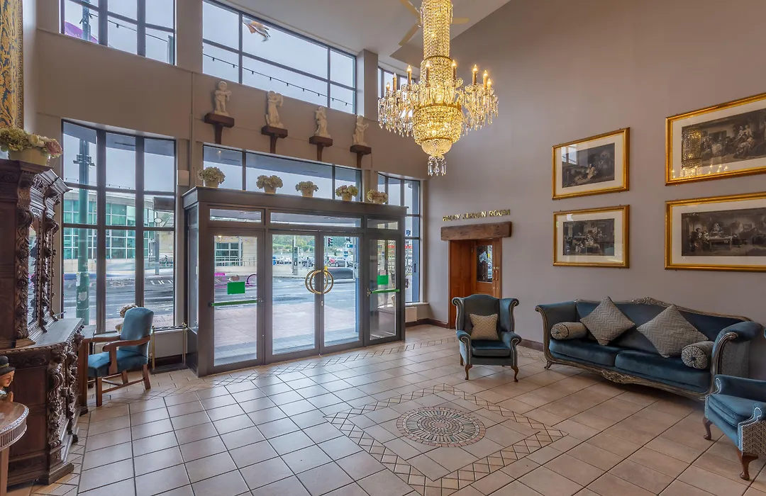 Dooley'S Hotel-1