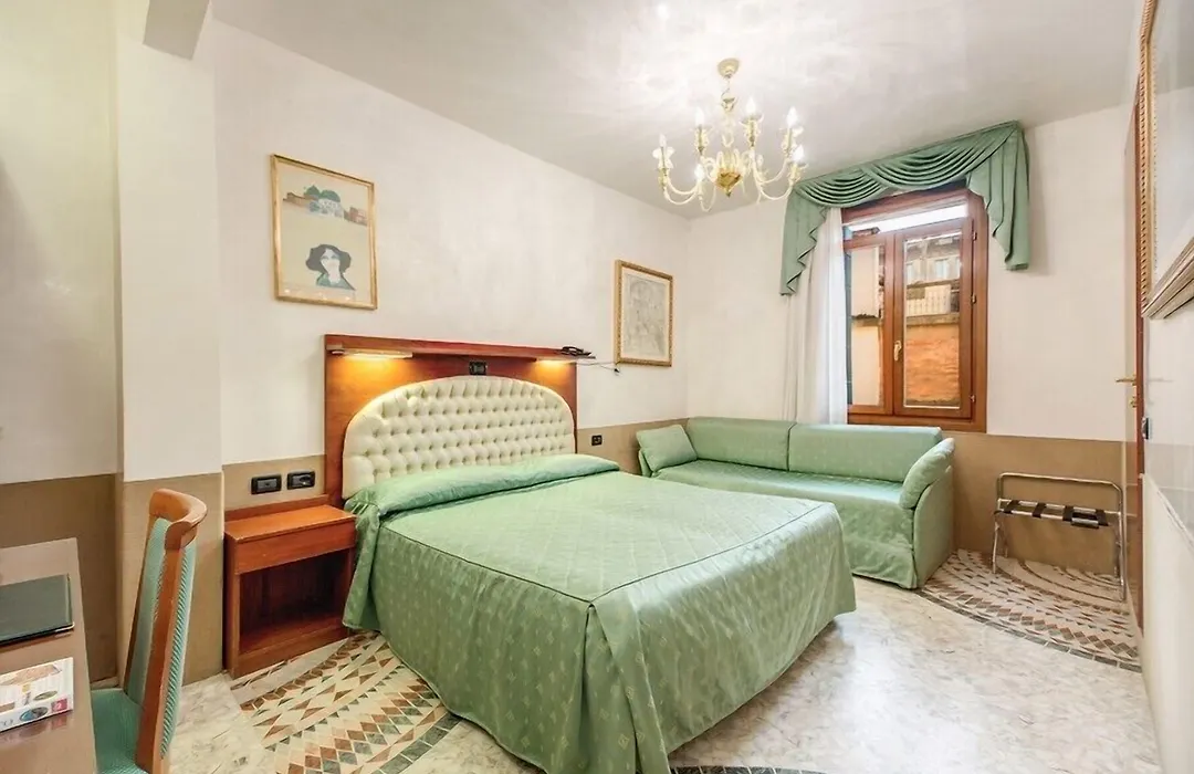 Atlantide Hotel-1