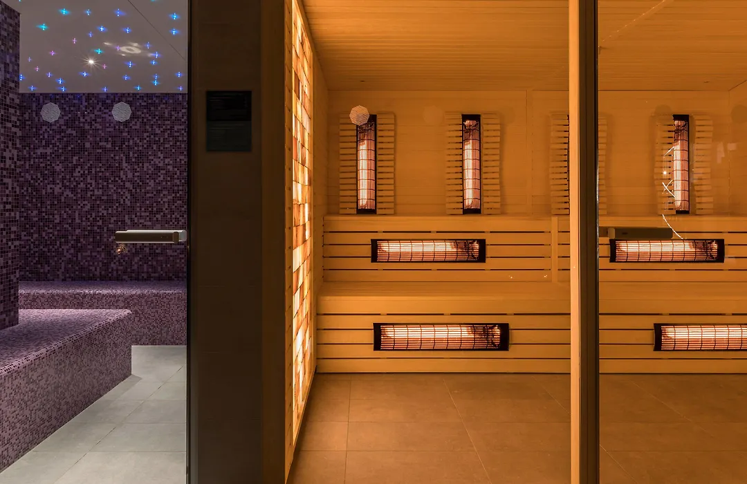 Le Meridien Lav Split-1
