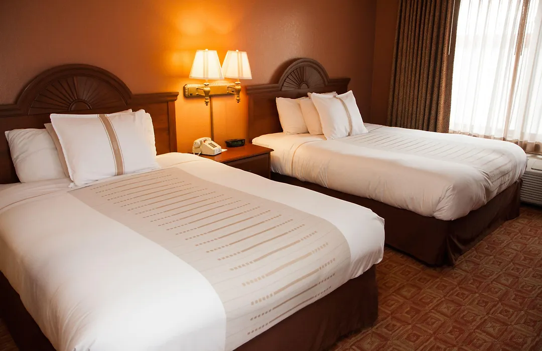 Norland Inn & Suites Roseau-1