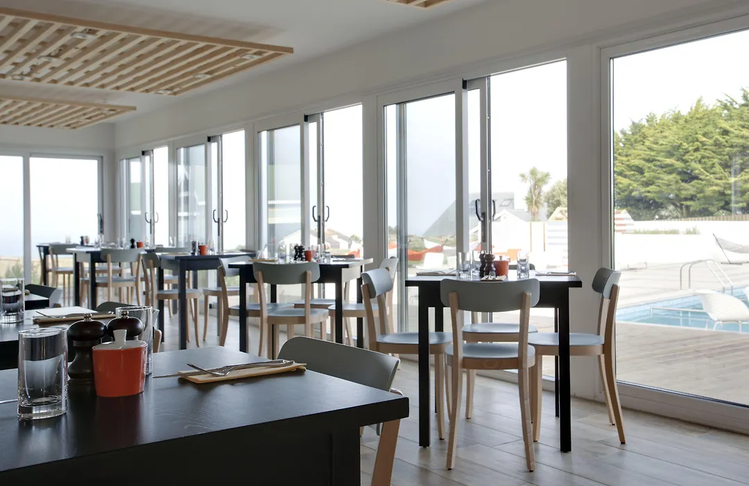 St Moritz Hotel And Cowshed Spa-1