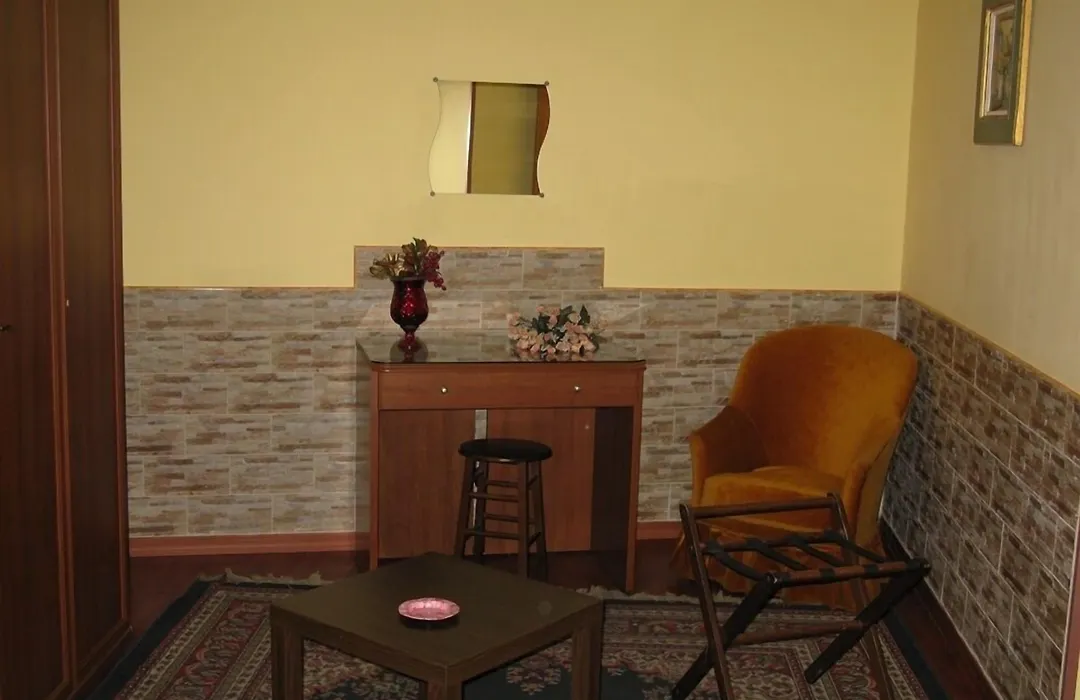 Hotel Iris-1