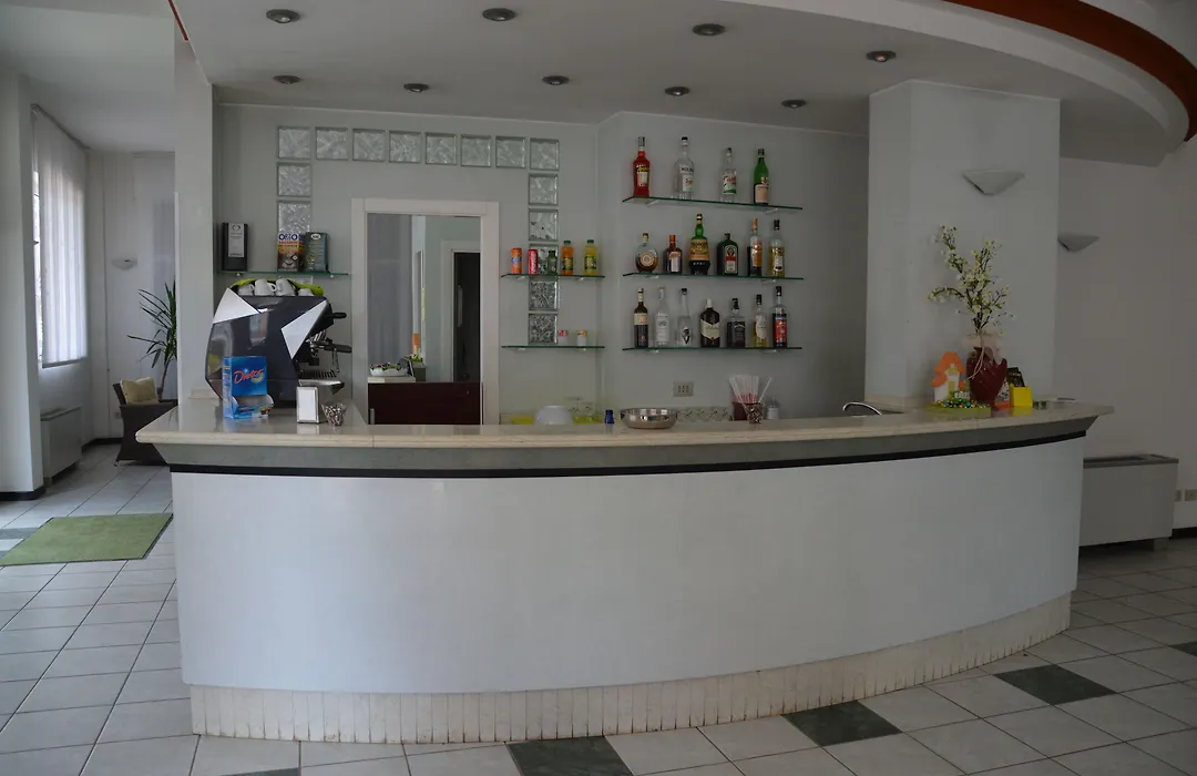 Hotel Caesar-1