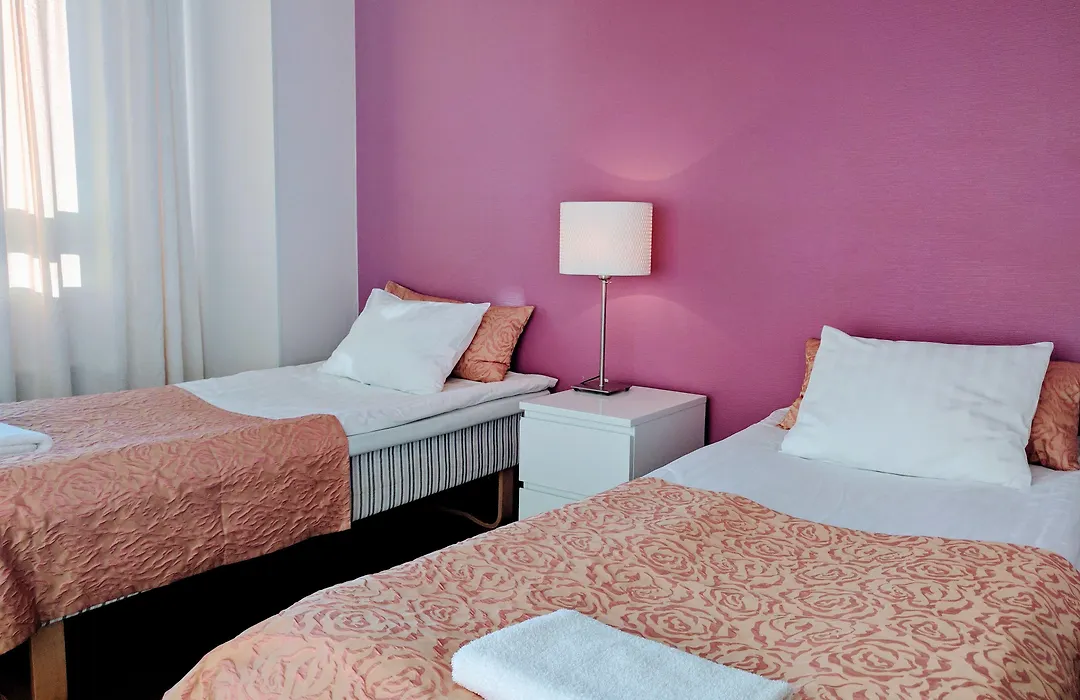 Center Hotel-1