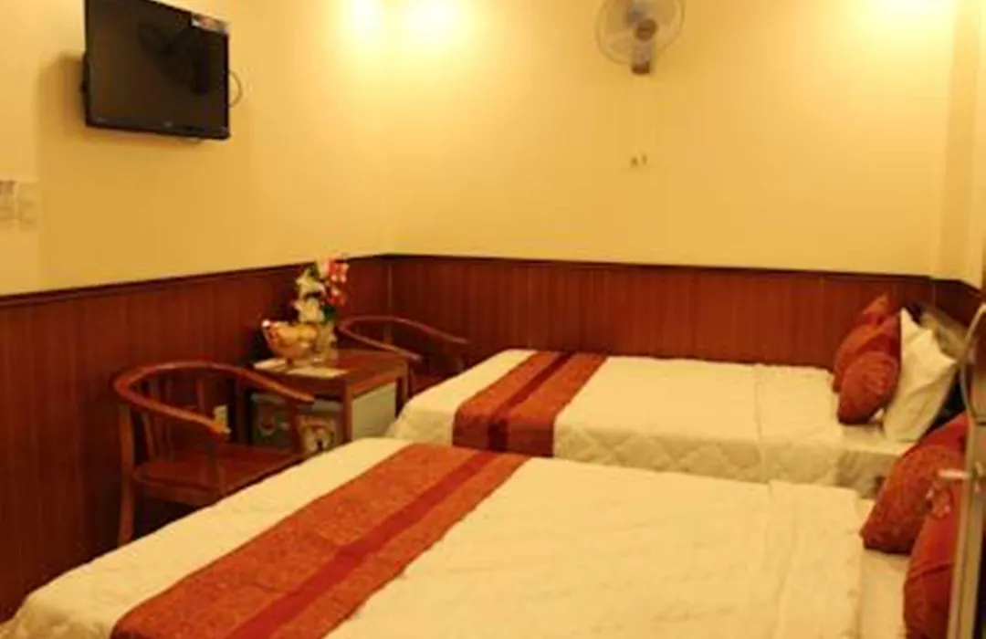 Huong Binh Hotel-1