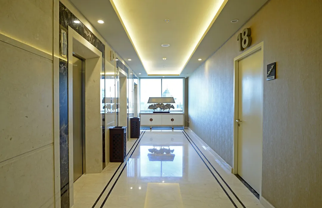 Aria Centra Surabaya-1